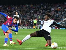 乐鱼 vip 注册-包含尤文轻取土耳其，阿圭罗统治全场的词条